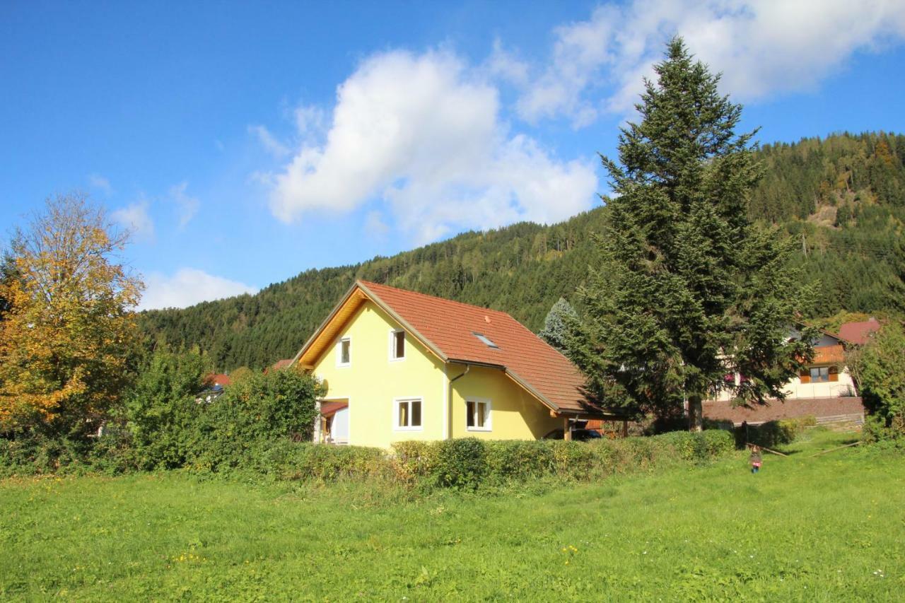Villa Narrenhaus à Fohnsdorf Extérieur photo