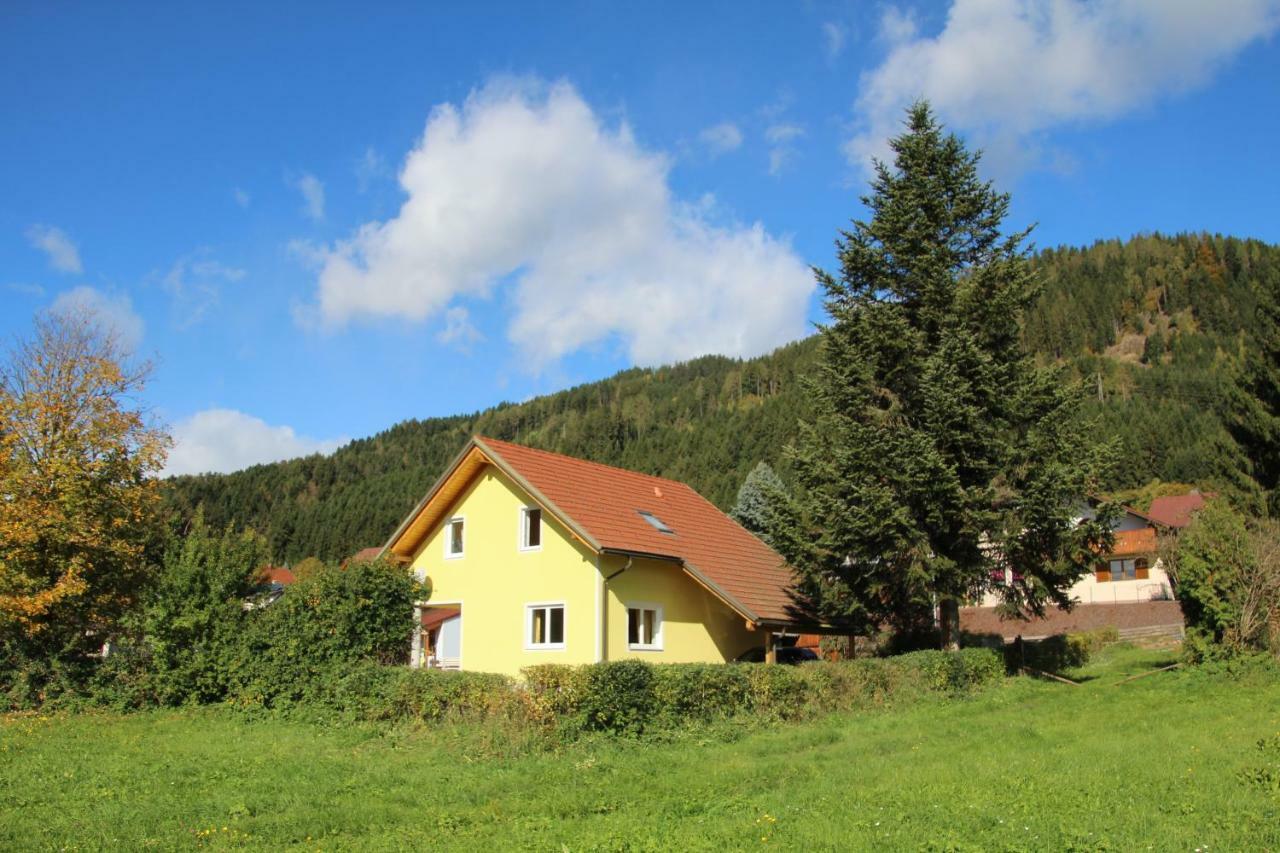 Villa Narrenhaus à Fohnsdorf Extérieur photo