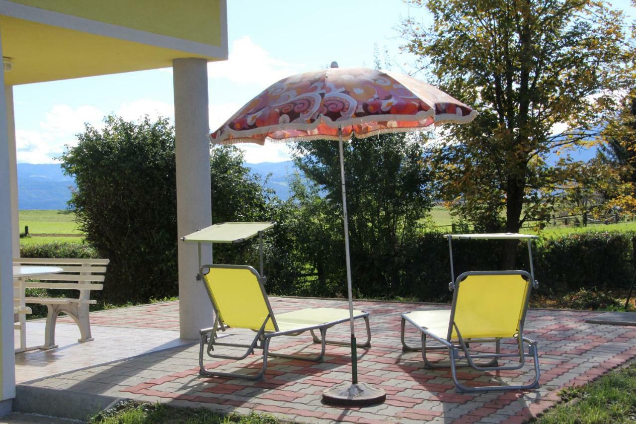 Villa Narrenhaus à Fohnsdorf Extérieur photo